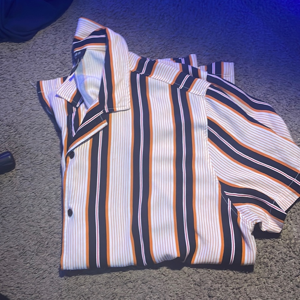 Mens collared shirt lightweight